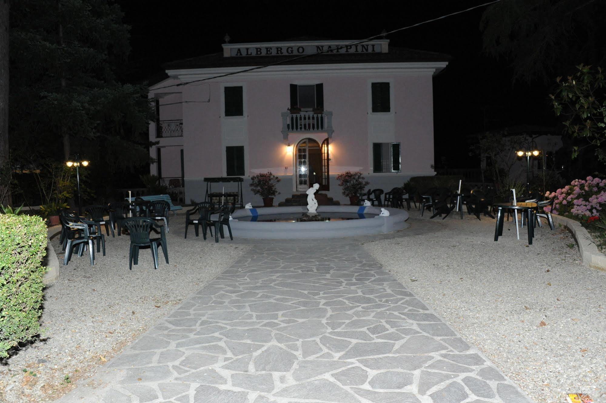 Albergo Nappini Lizzano In Belvedere Exterior photo